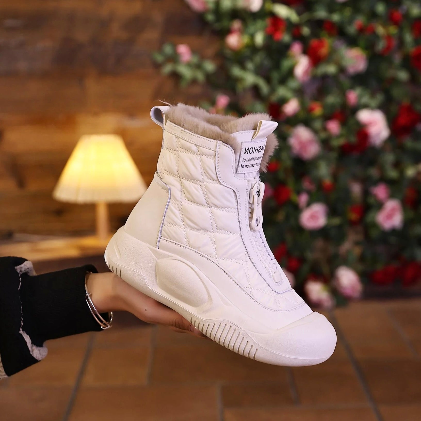 Selected Variant Image